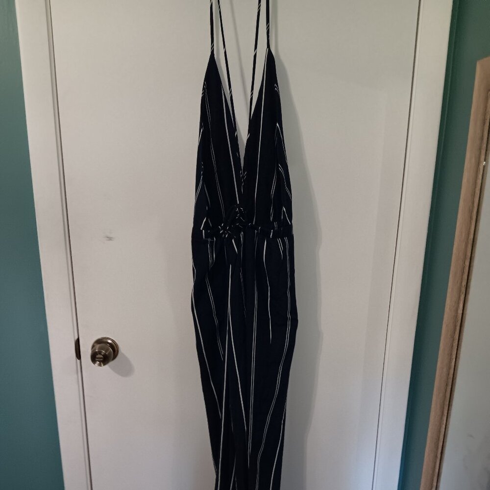 One clothing full length low cut jumper